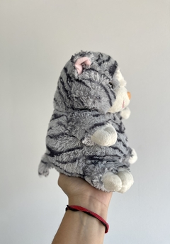 WO968 PELUCHE FUNNY LAND DILLAN GATITO GRIS 20CM (092626445587) - comprar online