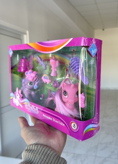 6508 DULCE PONY PEINADOS DIVERTIDOS EN CAJA X2 Y ACCESORIOS (7798197378110) - comprar online