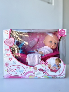 8921 MINI BABY DOLL PLAYSET BEBE CON BAÑERA (4895006089212) - comprar online