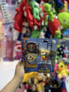 PAW PATROL X1 EN BLISTER C/ESCUDO (6980010577201) - La Casa Del Juguete