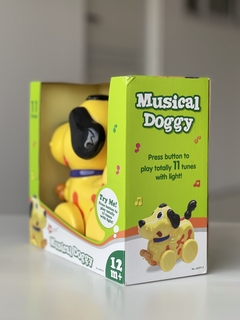 63977-F NAVISTAR MUSICAL DOGGY PERRO CON SONIDO EN CAJA (706526039776) - comprar online