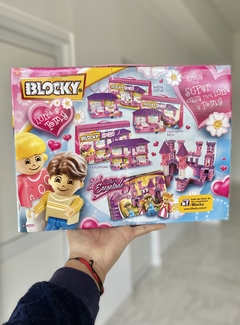 01-0643 BLOCKY HOUSE (COCINA Y LIVING) (7797336006433) en internet