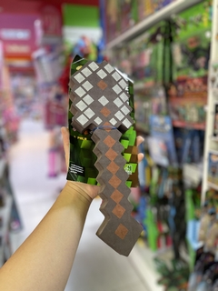 PALA MINECRAFT EN BLISTER (02453)