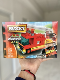 01-0650 BLOCKY BOMBERO 1 70 PIEZAS (7797336006501)