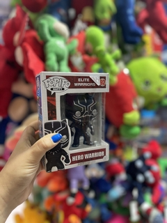 AVENGER POP INDIVIDUAL (7895203301886) - La Casa Del Juguete