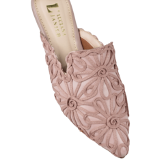 Mule Rose Bordado Frontal Lj Luciana Janich - comprar online