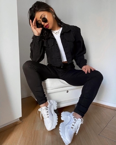 Calça jeans Black na internet