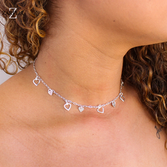 Colar Choker de Prata Corações