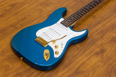 Guitarra SGT ST Classic Lake Placid Blue na internet
