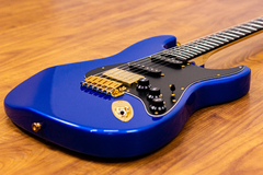 Guitarra SGT ST Classic HSS Structural Blue na internet