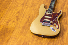 Guitarra SGT ST Standard Gold Top na internet