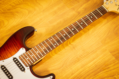 Imagem do Guitarra SGT ST Classic Flamed Two Tone Burst - Guitarra USADA