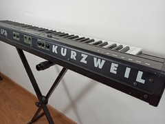 Pianio / Teclado Kurzweil Sp76 (usado)
