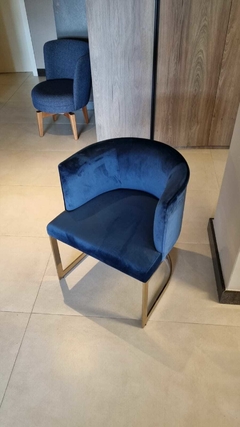 Cadeira MONA Escal - Armani na internet