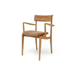 Cadeira Emi - San German - Design Luan Del Savio - comprar online