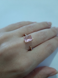 Anel regulável zircônia quartzo rosa banho de ouro 18k - comprar online