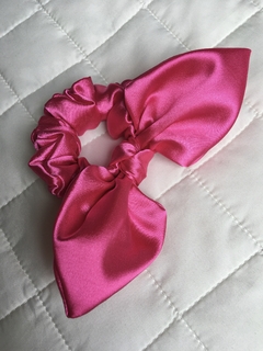 Scrunchie de Cetim Rosa - comprar online