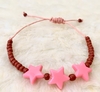 Pulseira com Estrelas Rosa em Macramê