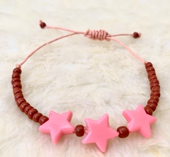 Pulseira com Estrelas Rosa em Macramê