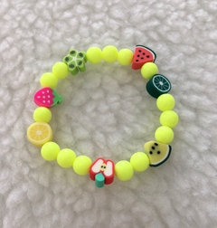 Pulseira Colorida com Frutinhas na internet