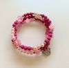 Bracelete Feminino Rosa de Mola, com Miçangas.