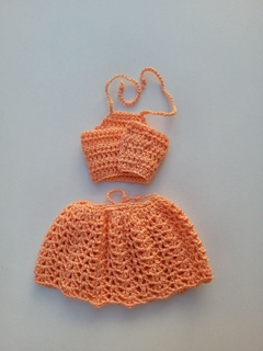 Conjunto Blusa e Saia Laranja para Boneca Barbie - comprar online