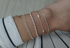 Pulsera finita eslabón