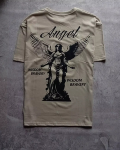 Remera Angel Over