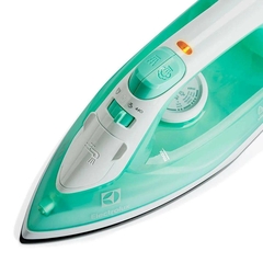 Imagem do Ferro Passar Roupa Vapor Electrolux EasylineVertical SIE70