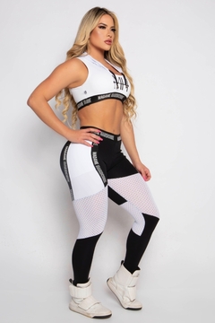 Conjunto Bad Girl - calça + cropped - Madame Hardcore - comprar online