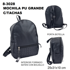 8-3028 MOCHILA GRANDE C/TACHAS