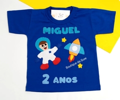 camiseta-infantil-azul-royal-personalizada-bordada-festa--astronauta-nasa-foguete