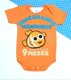 body-de-bebe-laranja-procurando-nemo-personalizado-para-festa-mesversario-nome-meses