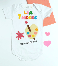 body-de-bebe-personalizado-mesversario-pintando-o-sete-pincel-cavalete