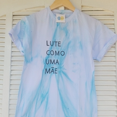 camisa LUTE COMO UMA MÃE (azul) - comprar online