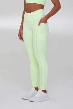 LEGGING SIGNATURE VITAL VERDE - Raça Store