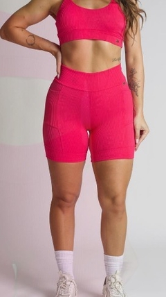 SHORT FITNESS COM RECORTES - PINK