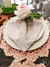 Porta guardanapo Rosa (flor permanente) em argola de madeira - loja online