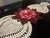 Caminho de mesa croche abacaxi rosa gigante bege