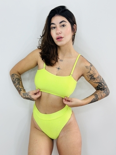 BIQUINI GABI HOT MICROCANELADO VERDE KIWI - Bruna Tisani Boutique