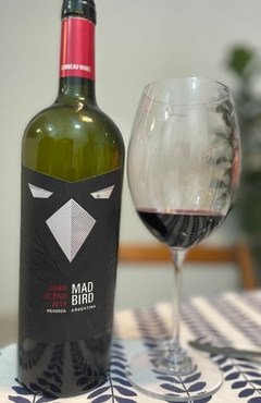 Vinho Mad Bird Dark MALBEC 2019 - comprar online