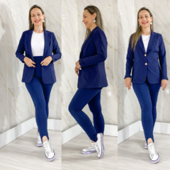 Blazer Feminino em Alfaiataria Azul Marinho