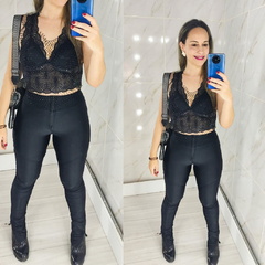 Calça Skinny Preta Ziper Tratorado Cintura e Perna PD - TRÈS CHIC BARRETOS