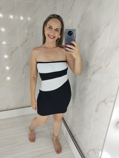 Vestido Tomara que Caia Curto Colado Bicolor Preto e Branco - comprar online