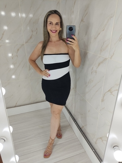 Vestido Tomara que Caia Curto Colado Bicolor Preto e Branco - TRÈS CHIC BARRETOS