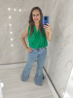 Calça Jeans Flare Lavagem Marmorizada - TRÈS CHIC BARRETOS