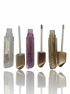 GLITTER LIPGLOSS KISS BEAUTY - comprar online