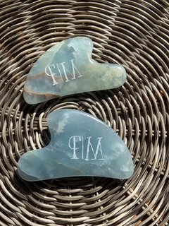 Gua Sha Corazón Ónix Azul