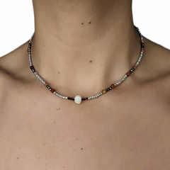 Choker perla con chakira y ágata