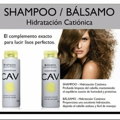 CAV Balsamo Cationico Alisador x250